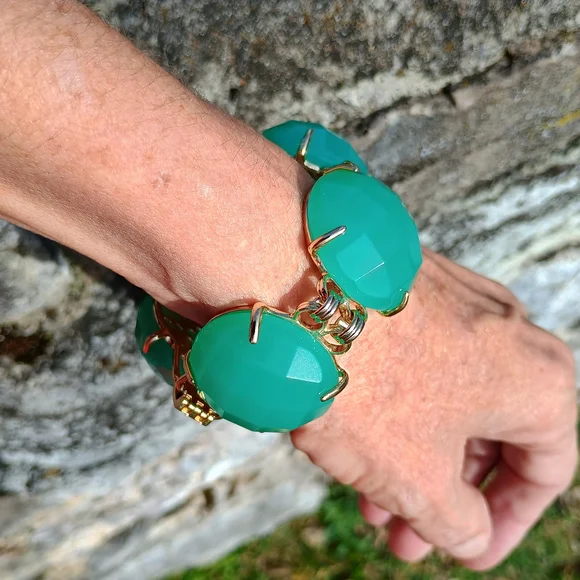 Kendra Scott (retired) chunky faceted Chalcedony Cassie, Preppy Core - Picture 12 of 14